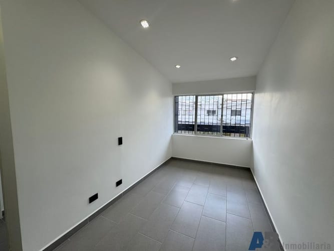 Local en arriendo en Simon Bolivar, Medellín, 200 m² · foto 12 de 20