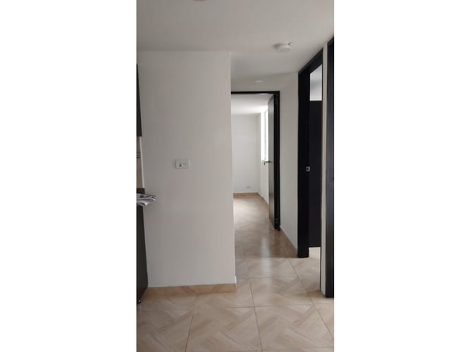 Apartamento de 3 alcobas en arriendo en Asomadera No.2, Medellín, 80 m² · foto 3 de 24