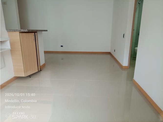 Apartamento de 3 alcobas en arriendo en Asomadera No.2, Medellín, 80 m² · foto 11 de 24