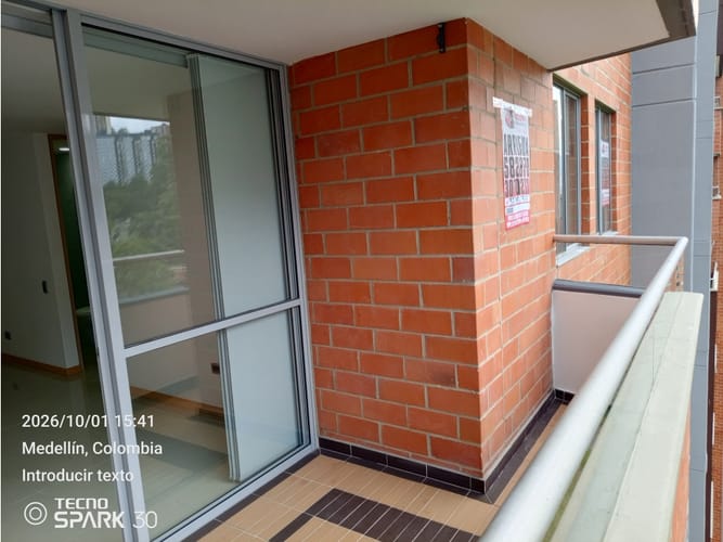 Apartamento de 3 alcobas en arriendo en Asomadera No.2, Medellín, 80 m² · foto 13 de 24