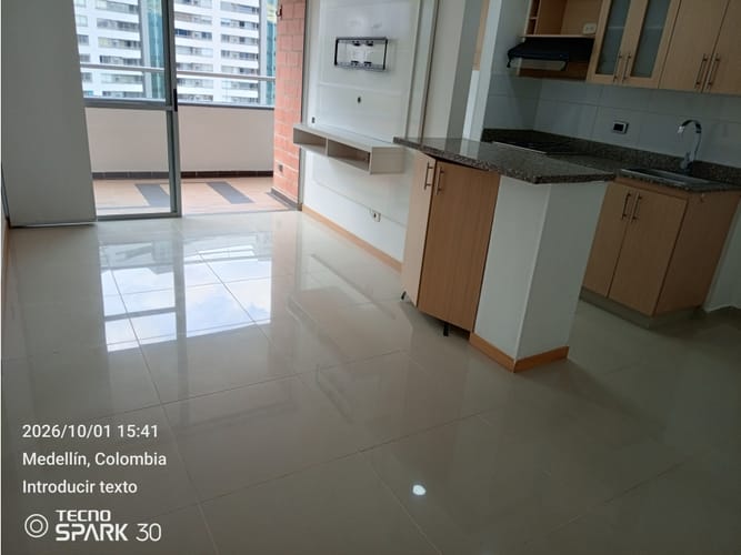Apartamento de 3 alcobas en arriendo en Asomadera No.2, Medellín, 80 m² · foto 18 de 24