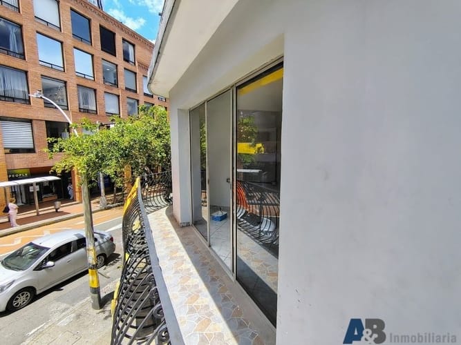 Local en arriendo en El Poblado, Medellín, 144 m² · foto 10 de 21