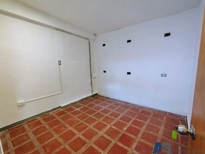 Local en arriendo en El Poblado, Medellín, 144 m² · foto 13 de 21