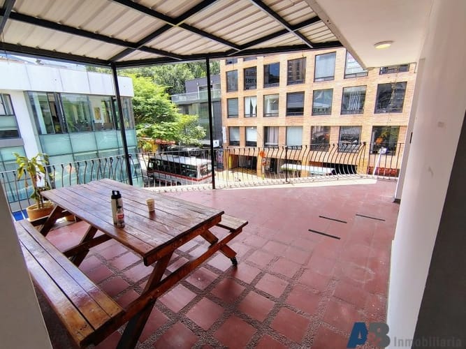 Local en arriendo en El Poblado, Medellín, 144 m² · foto 15 de 21