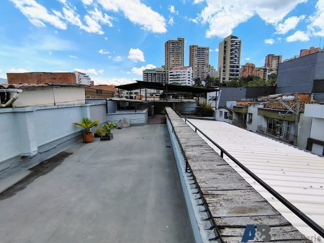 Local en arriendo en El Poblado, Medellín, 144 m² · foto 21 de 21