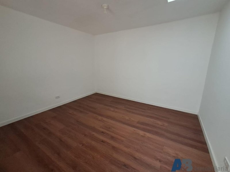 Casa en arriendo en Manila, Medellín · foto 18 de 24