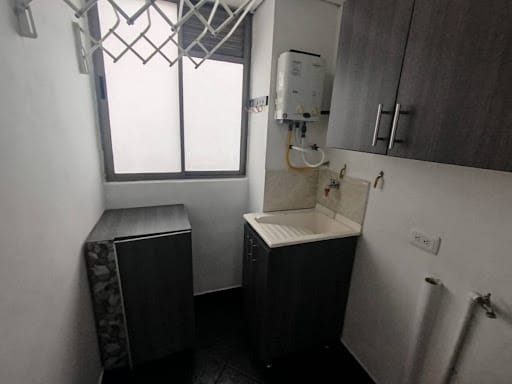 Apartamento de 2 alcobas en arriendo en La Ferreria, Medellín, 68 m² · foto 5 de 16