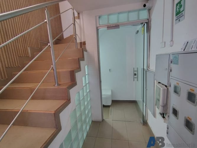 Local en arriendo en Castropol, Medellín, 190 m² · foto 2 de 20