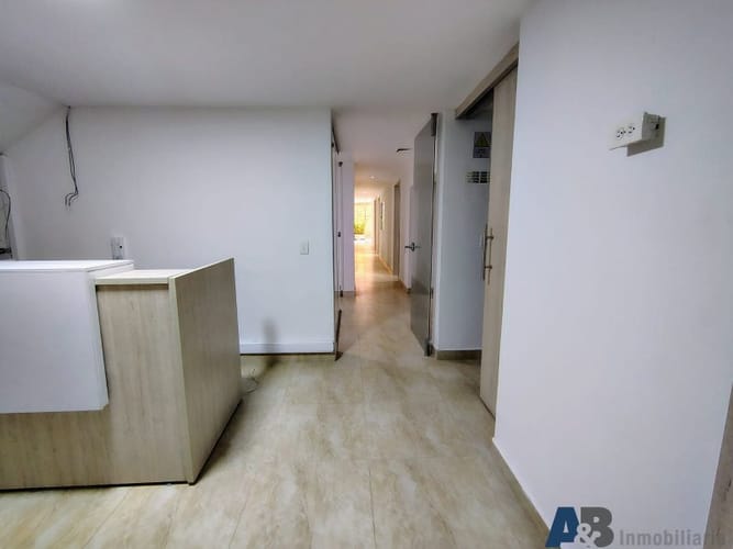 Local en arriendo en Castropol, Medellín, 190 m² · foto 5 de 20