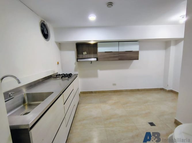 Local en arriendo en Castropol, Medellín, 190 m² · foto 14 de 20