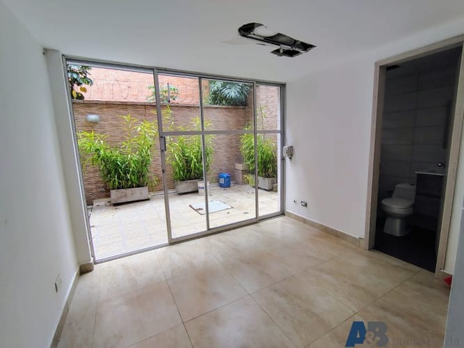 Local en arriendo en Castropol, Medellín, 190 m² · foto 19 de 20