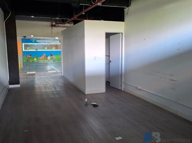 Local en arriendo en Los Balsos, Medellín, 41 m² · foto 4 de 7