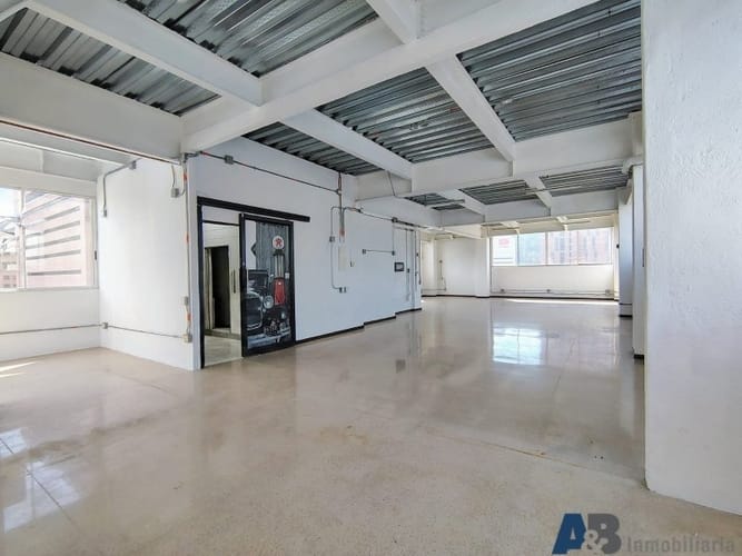 Bodega en arriendo en Colombia, Medellín, 175 m² · foto 10 de 13