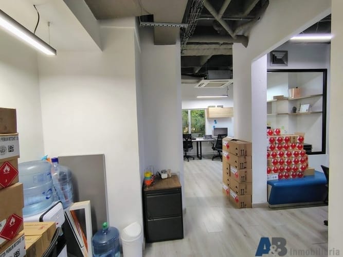 Oficina en arriendo en El Poblado, Medellín, 75 m² · foto 4 de 11