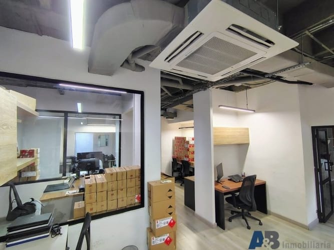 Oficina en arriendo en El Poblado, Medellín, 75 m² · foto 6 de 11