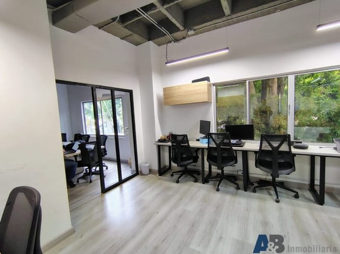 Oficina en arriendo en El Poblado, Medellín, 75 m² · foto 8 de 11