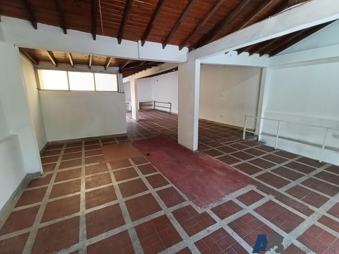 Bodega en arriendo en El Salvador, Medellín, 90 m² · foto 5 de 12