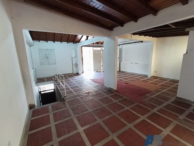Bodega en arriendo en El Salvador, Medellín, 90 m² · foto 10 de 12