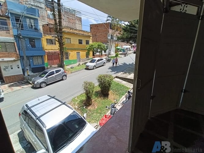 Bodega en arriendo en El Salvador, Medellín, 90 m² · foto 12 de 12