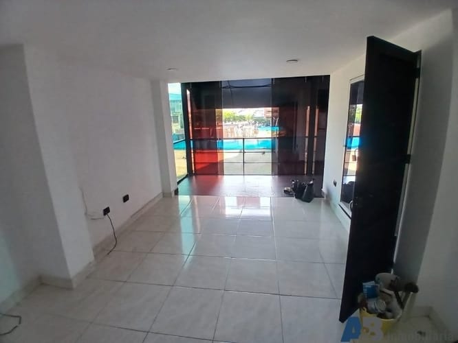Local en arriendo en San Diego, Medellín, 37 m² · foto 2 de 8