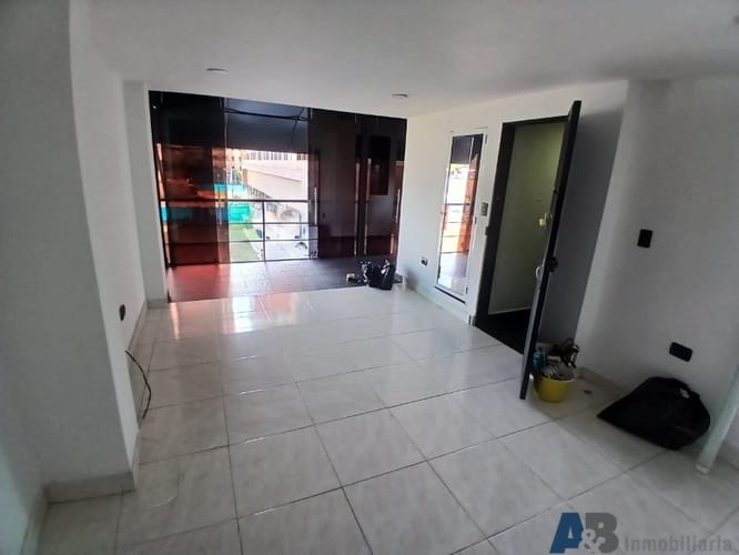 Local en arriendo en San Diego, Medellín, 37 m² · foto 6 de 8