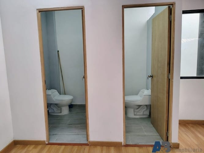 Local en arriendo en Patio Bonito, Medellín, 98 m² · foto 8 de 8