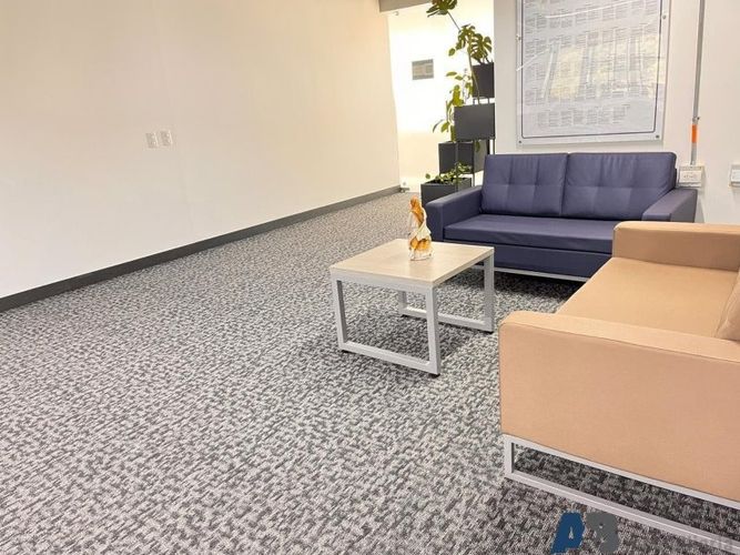 Oficina en arriendo en El Poblado, Medellín, 221 m² · foto 3 de 16