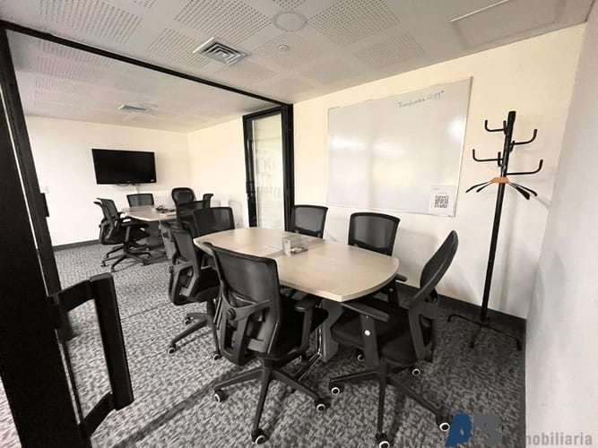 Oficina en arriendo en El Poblado, Medellín, 221 m² · foto 16 de 16