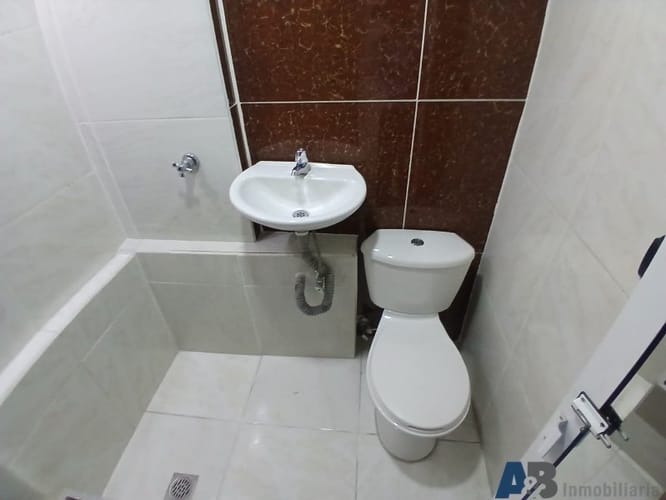Oficina en arriendo en San Diego, Medellín, 37 m² · foto 6 de 12