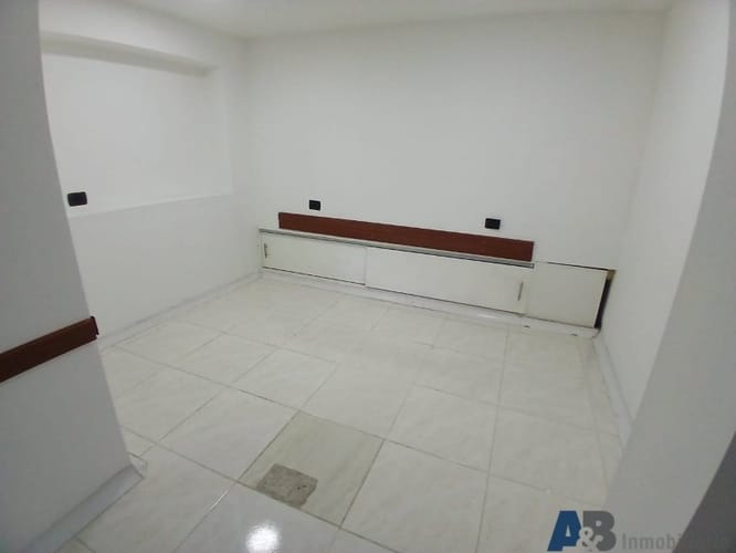 Oficina en arriendo en San Diego, Medellín, 37 m² · foto 7 de 12