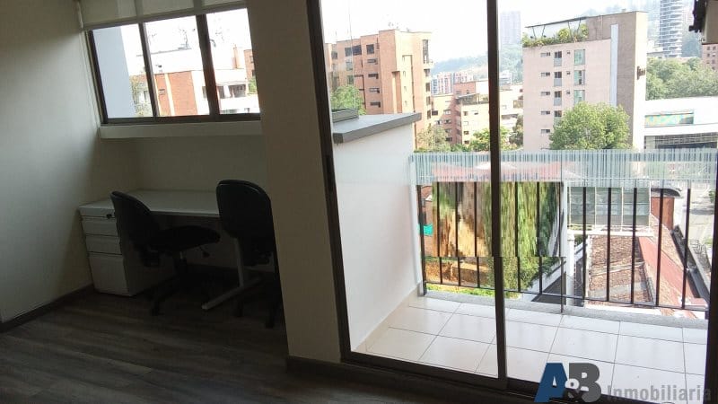 Oficina en arriendo en Las Lomas, Medellín, 124 m² · foto 12 de 13