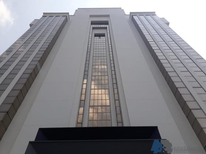 Oficina en arriendo en El Poblado, Medellín, 345 m² · foto 2 de 13