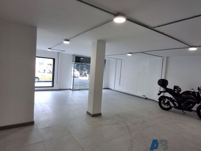 Local en arriendo en San Diego, Medellín, 65 m² · foto 4 de 8