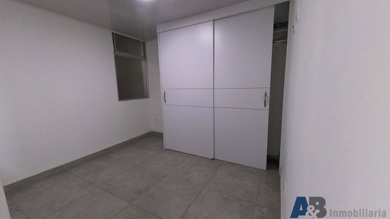 Bodega en arriendo en El Carmelo, Itagüí, 100 m² · foto 7 de 13