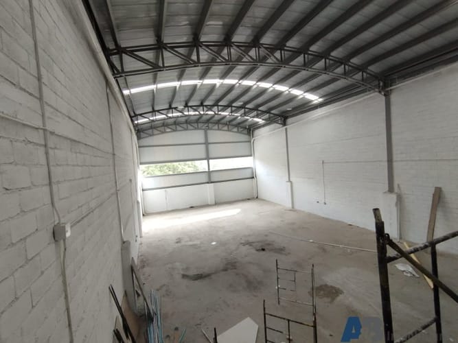 Bodega en arriendo en La Tablaza, La Estrella, 405 m² · foto 5 de 12