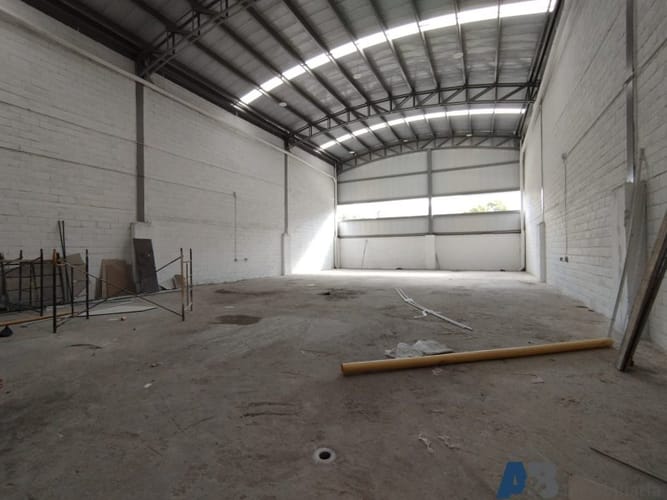 Bodega en arriendo en La Tablaza, La Estrella, 405 m² · foto 9 de 12