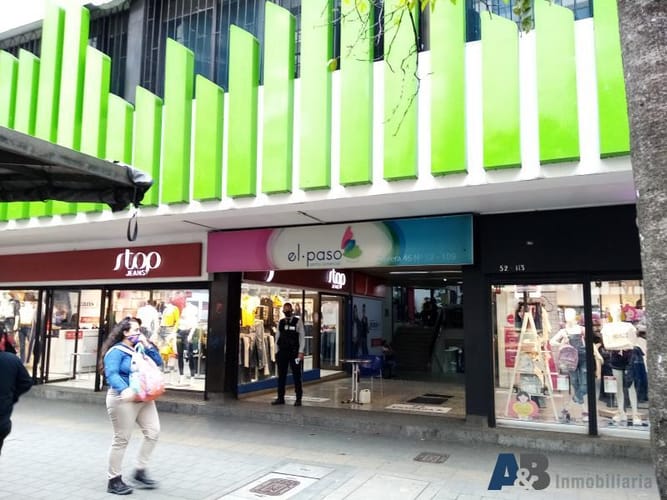 Local en arriendo en Villa Nueva, Medellín, 77 m² · foto 2 de 15
