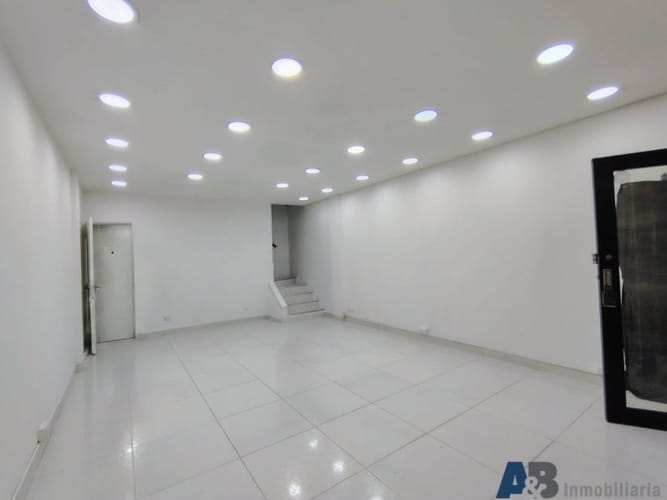 Local en arriendo en Villa Nueva, Medellín, 77 m² · foto 4 de 15