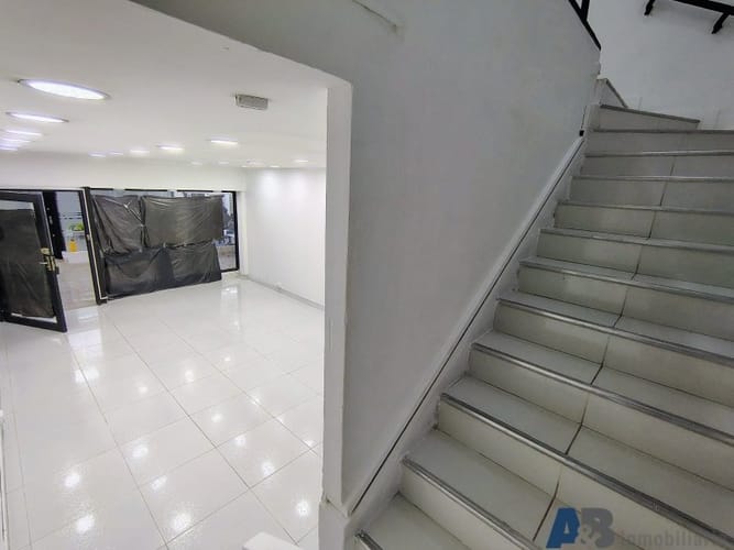 Local en arriendo en Villa Nueva, Medellín, 77 m² · foto 7 de 15
