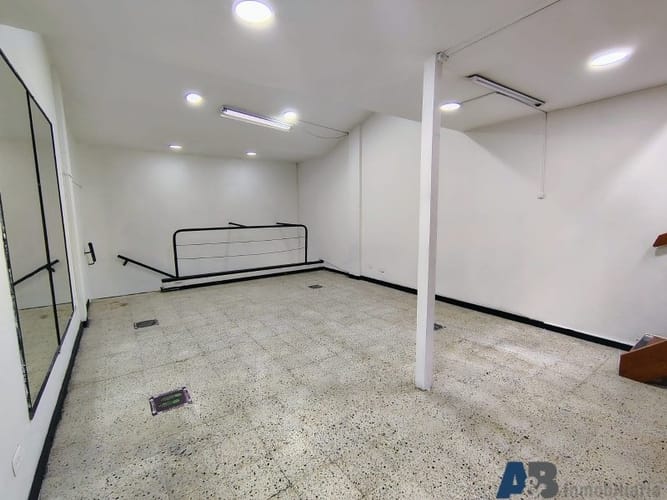 Local en arriendo en Villa Nueva, Medellín, 77 m² · foto 10 de 15