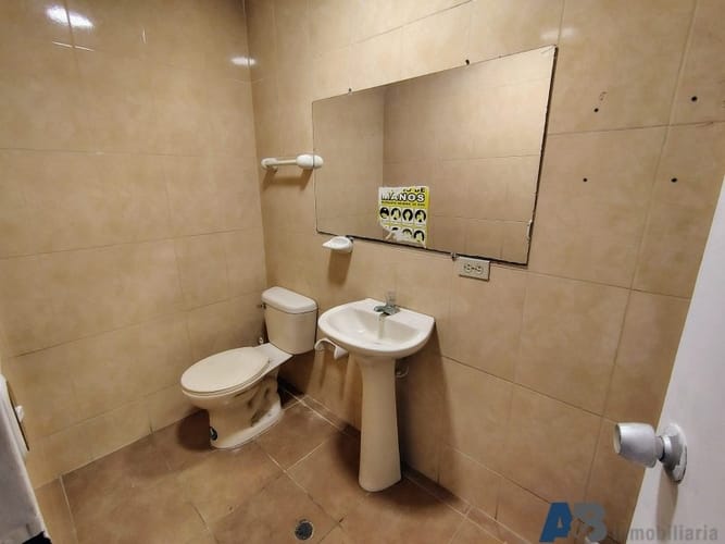 Local en arriendo en Villa Nueva, Medellín, 77 m² · foto 15 de 15