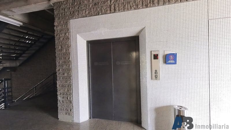 Local en arriendo en El Poblado, Medellín, 1980 m² · foto 8 de 8