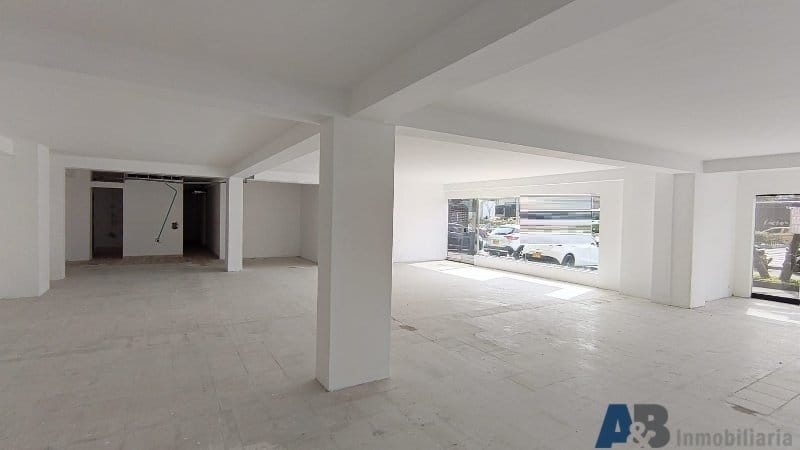 Local en arriendo en El Poblado, Medellín, 174 m² · foto 5 de 9