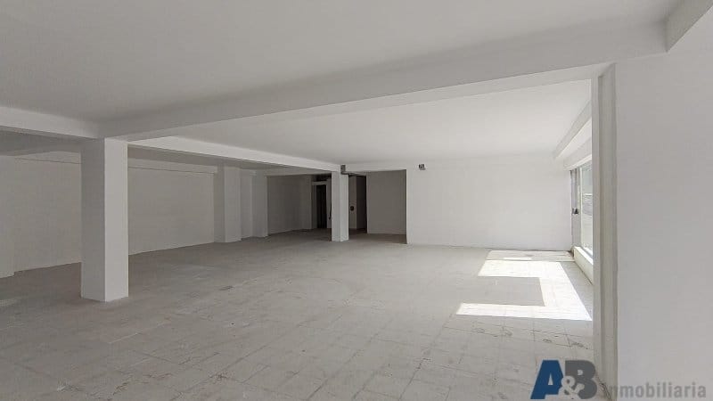 Local en arriendo en El Poblado, Medellín, 174 m² · foto 7 de 9
