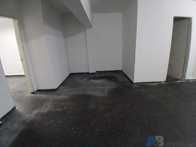 Bodega en arriendo en El Poblado, Medellín, 115 m² · foto 8 de 12