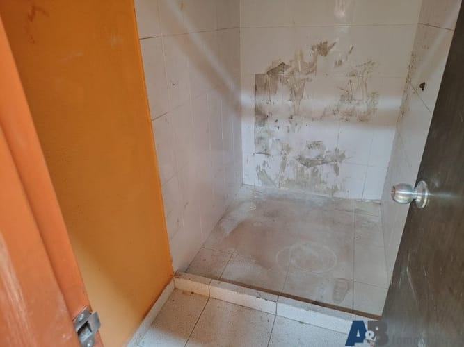 Bodega en arriendo en Viviendas Del Sur, Itagüí, 375 m² · foto 6 de 13