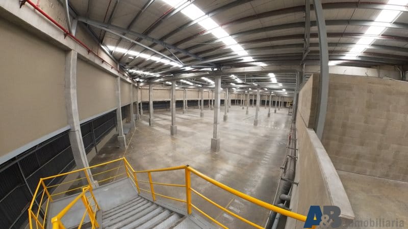 Bodega en arriendo en La Tablaza, La Estrella · foto 9 de 24