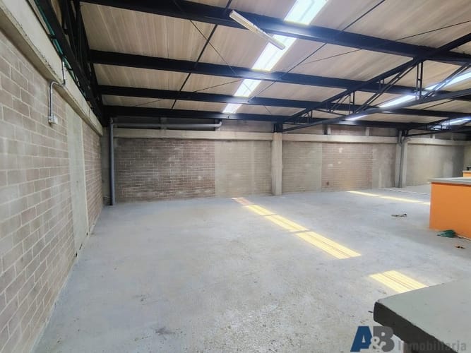 Bodega en arriendo en Viviendas Del Sur, Itagüí, 375 m² · foto 9 de 13