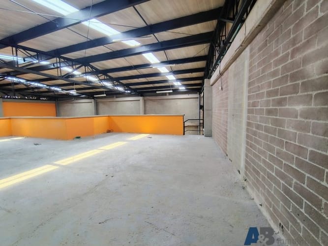 Bodega en arriendo en Viviendas Del Sur, Itagüí, 375 m² · foto 11 de 13