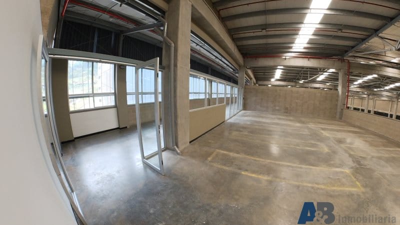 Bodega en arriendo en La Tablaza, La Estrella · foto 12 de 24